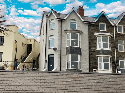 View Full Details for Abermaw Terrace, Barmouth