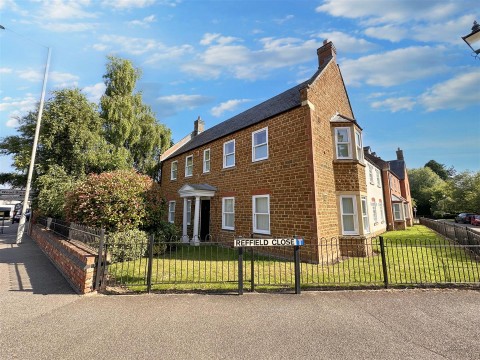 View Full Details for 15 Reffield Close, Towcester